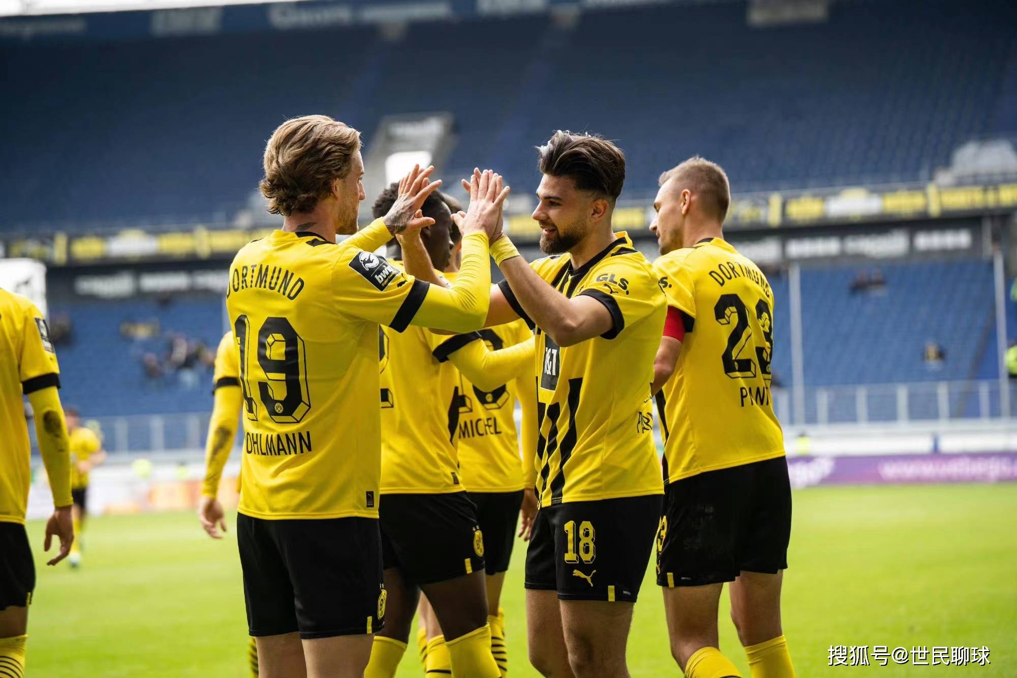 超级杯巅峰对决!云贵独角兽队火力全开东海鲨队队,跆拳道赛场再起波澜;赛场纪律更严谨 超级杯巅峰对决!云贵独角兽队火力全开东海鲨队队,跆拳道赛场再起波澜;赛场纪律更严谨